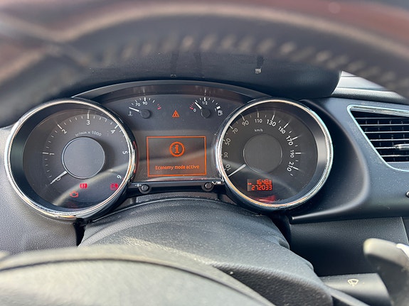 Peugeot 3008 9 of 30