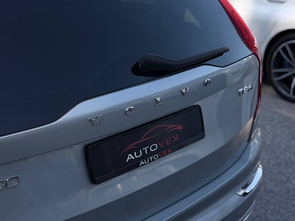 Volvo XC90 9 of 30