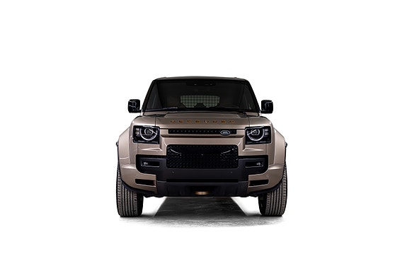 Land Rover Defender 110 8 of 30