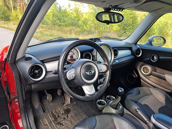 MINI Clubman Cooper D 17 of 21