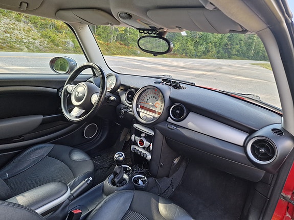 MINI Clubman Cooper D 10 of 21