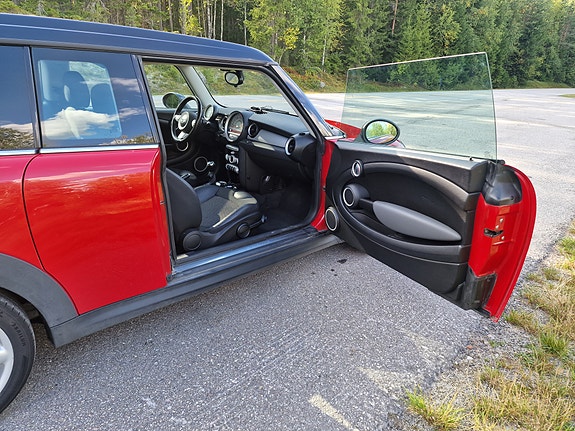 MINI Clubman Cooper D 6 of 21