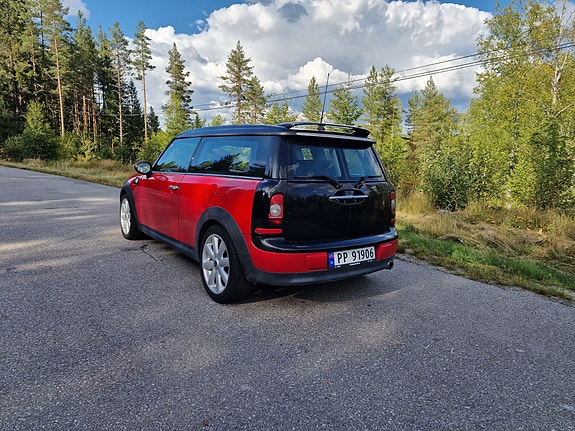 MINI Clubman Cooper D 2 of 21