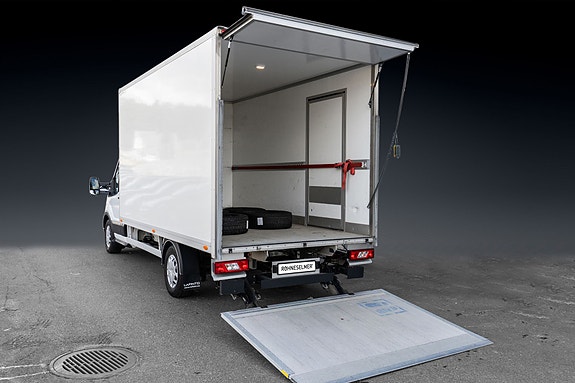 Ford Transit 20 of 21