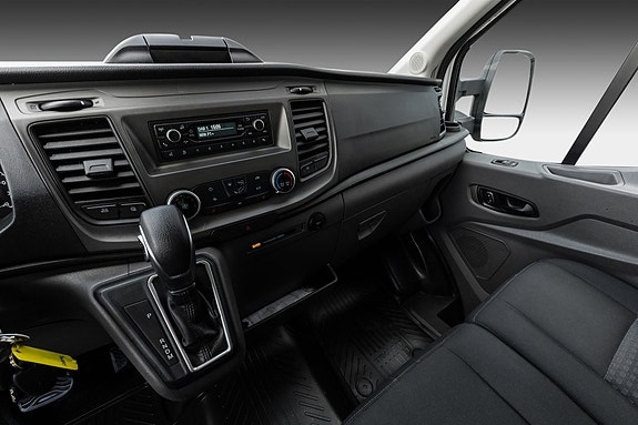 Ford Transit 10 of 21