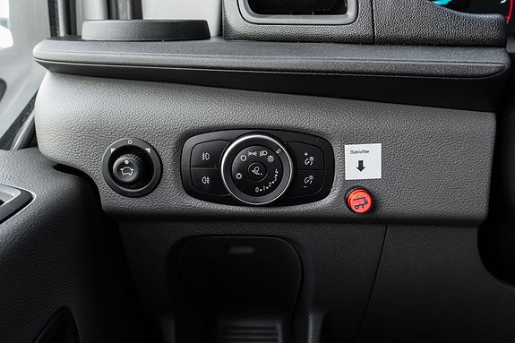 Ford Transit 15 of 21