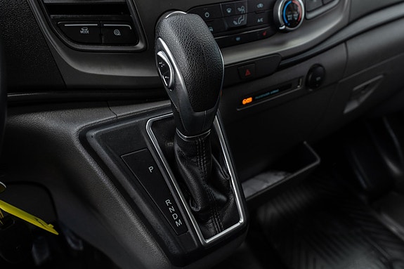 Ford Transit 11 of 21