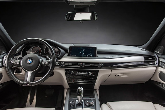 BMW X5 22 of 30