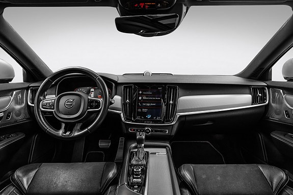 Volvo V90 16 of 30