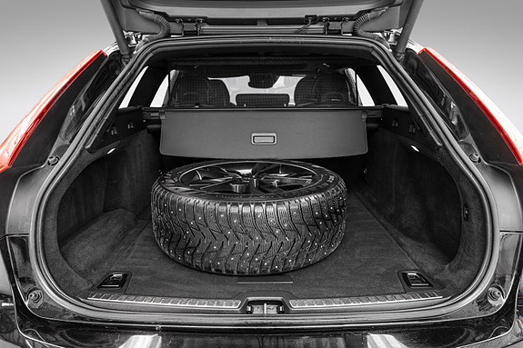 Volvo V90 26 of 30
