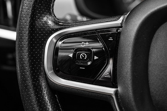 Volvo V90 18 of 30