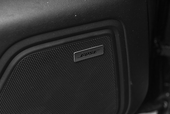 Porsche Macan GTS 15 of 30