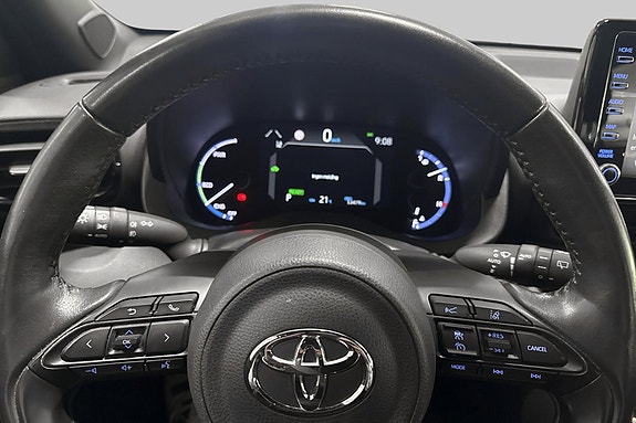 Toyota Yaris Cross 8 of 17