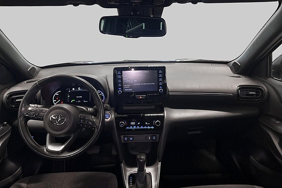 Toyota Yaris Cross 15 of 17