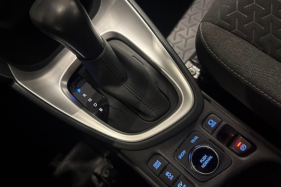 Toyota Yaris Cross 13 of 17