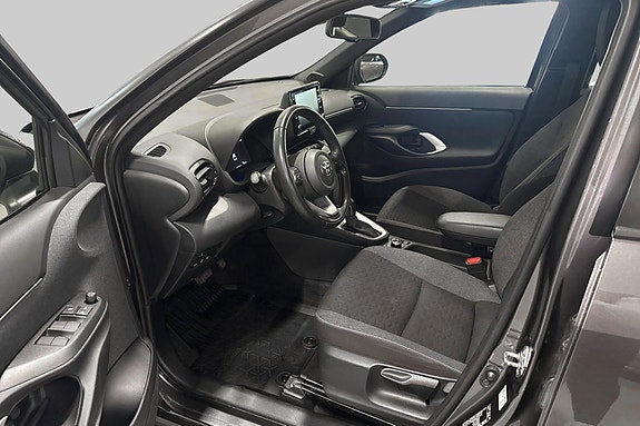 Toyota Yaris Cross 7 of 17