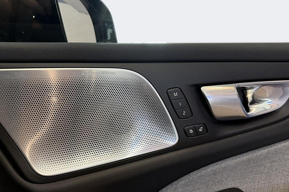 Volvo V60 17 of 30