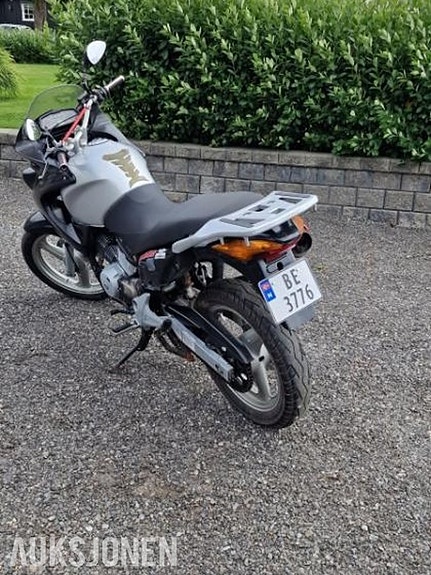 Honda XL 125 V Varadero 3 of 10