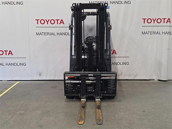 Toyota 8FBE20T 3 of 4