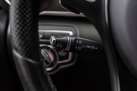 Mercedes-Benz V300 d 19 of 30