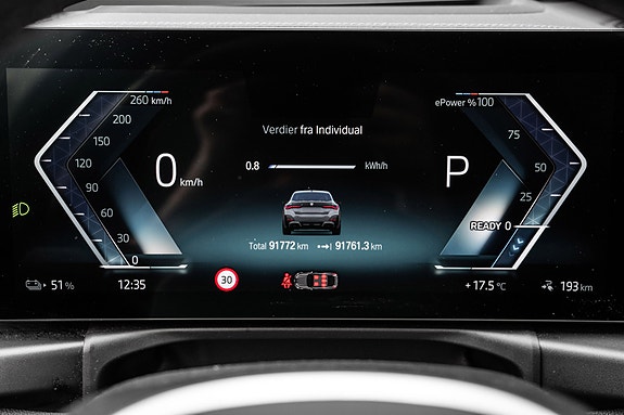 BMW i4 17 of 30
