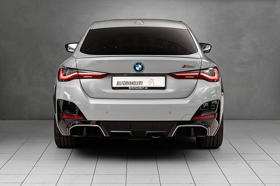 BMW i4 8 of 30