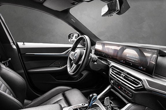 BMW i4 12 of 30