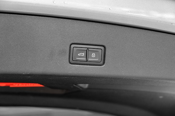 Audi Q4 e-tron 27 of 28
