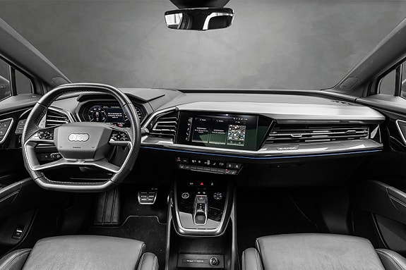 Audi Q4 e-tron 11 of 28