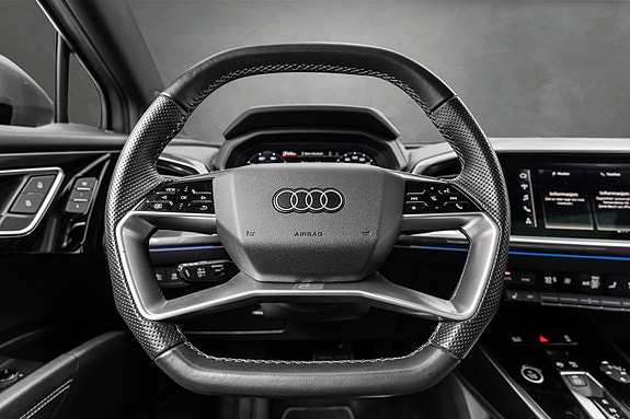 Audi Q4 e-tron 15 of 28
