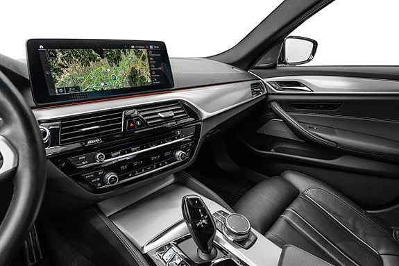 BMW 530e 11 of 30