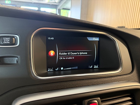 Volvo V40 27 of 30