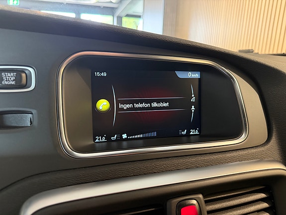 Volvo V40 28 of 30