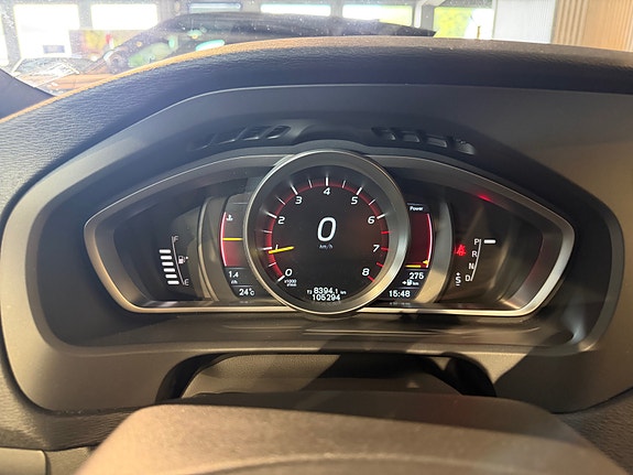 Volvo V40 23 of 30