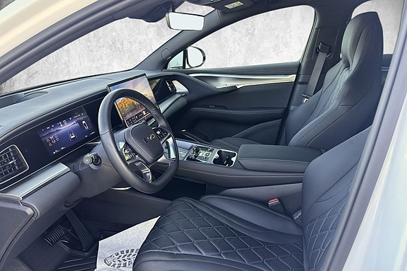 BYD Sealion 7 10 of 20