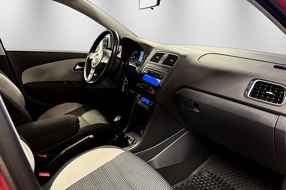 Volkswagen Polo Cross 19 of 30
