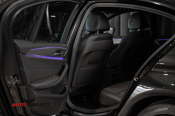 BMW 530e 15 of 30