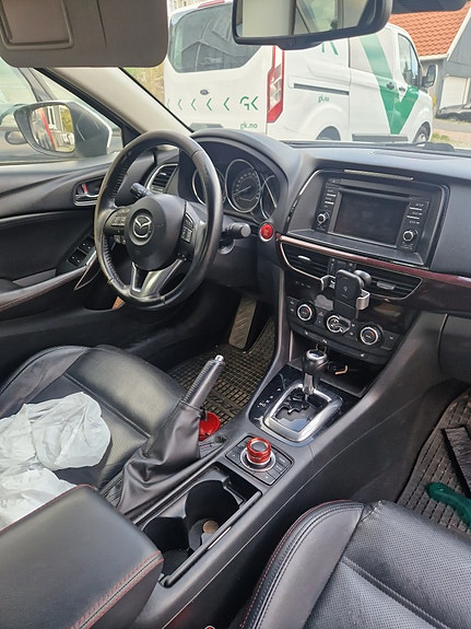 Mazda 6 5 of 8