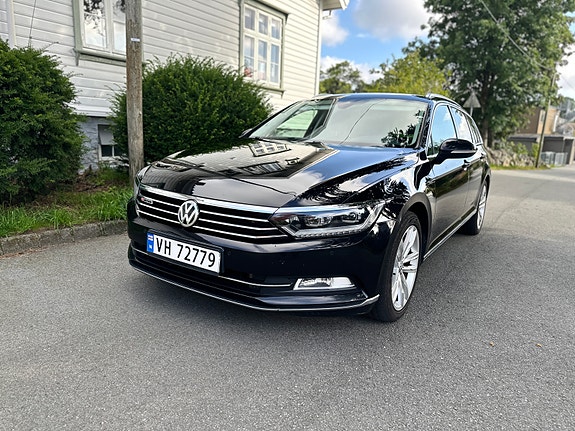 Volkswagen Passat 5 of 22