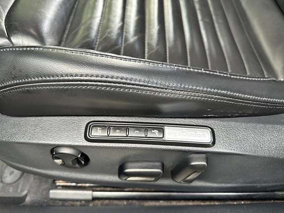 Volkswagen Passat 11 of 22