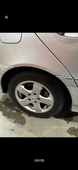 Mercedes-Benz C200 4 of 14