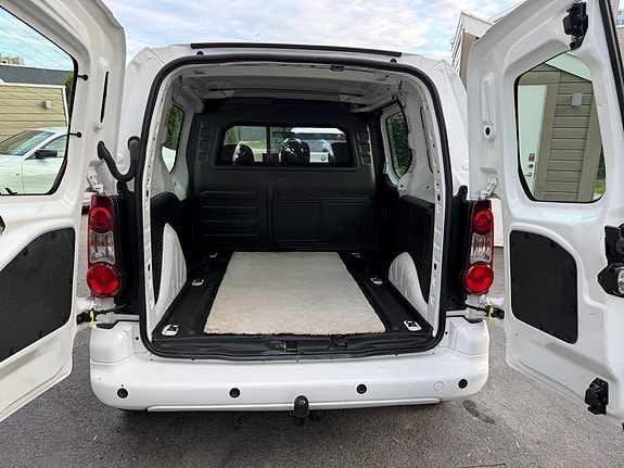 Citroen Berlingo 13 of 21