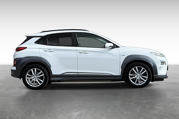 Hyundai Kona 3 of 18
