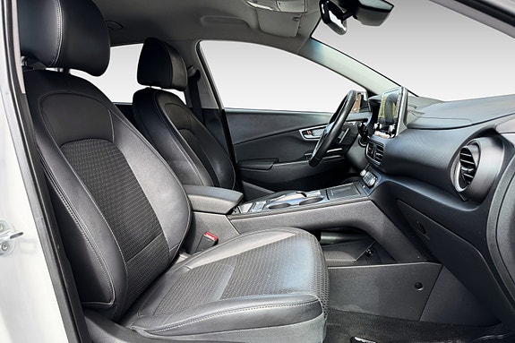 Hyundai Kona 11 of 18