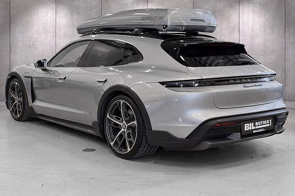 Porsche Taycan Cross Turismo 3 of 30