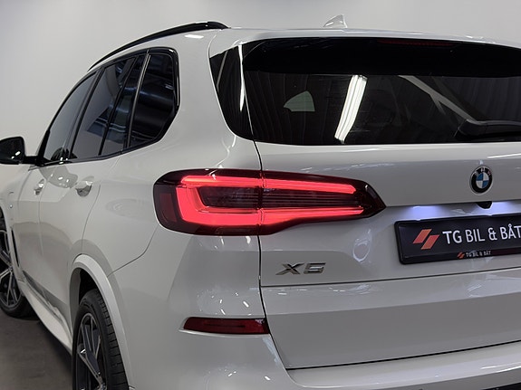 BMW X5 11 of 30