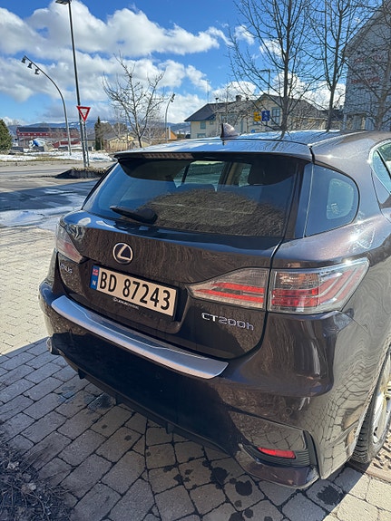 Lexus CT200h 6 of 7