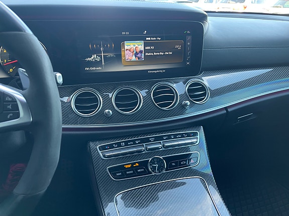Mercedes-Benz E43 21 of 30