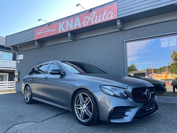 Mercedes-Benz E43 5 of 30