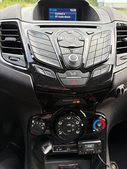 Ford Fiesta 10 of 20